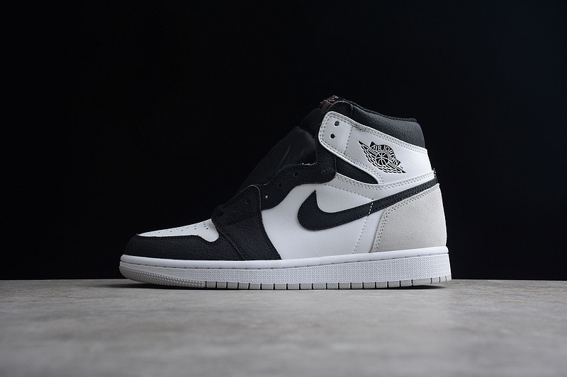 Air Jordan 1 High OG “Grey Fog” 555088-108