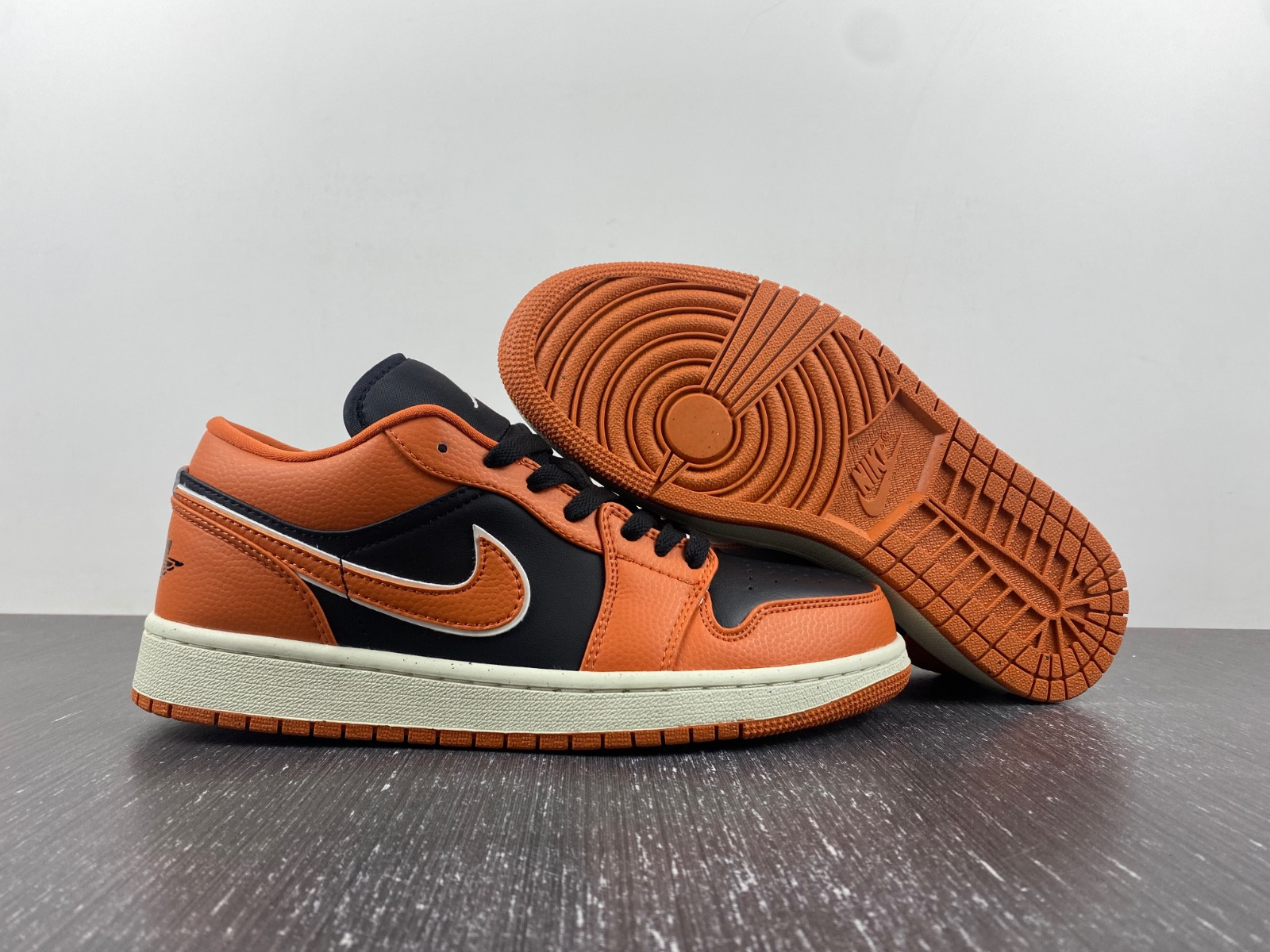 Air Jordan 1 Low WMNS “Sport Spice” DV1299-800