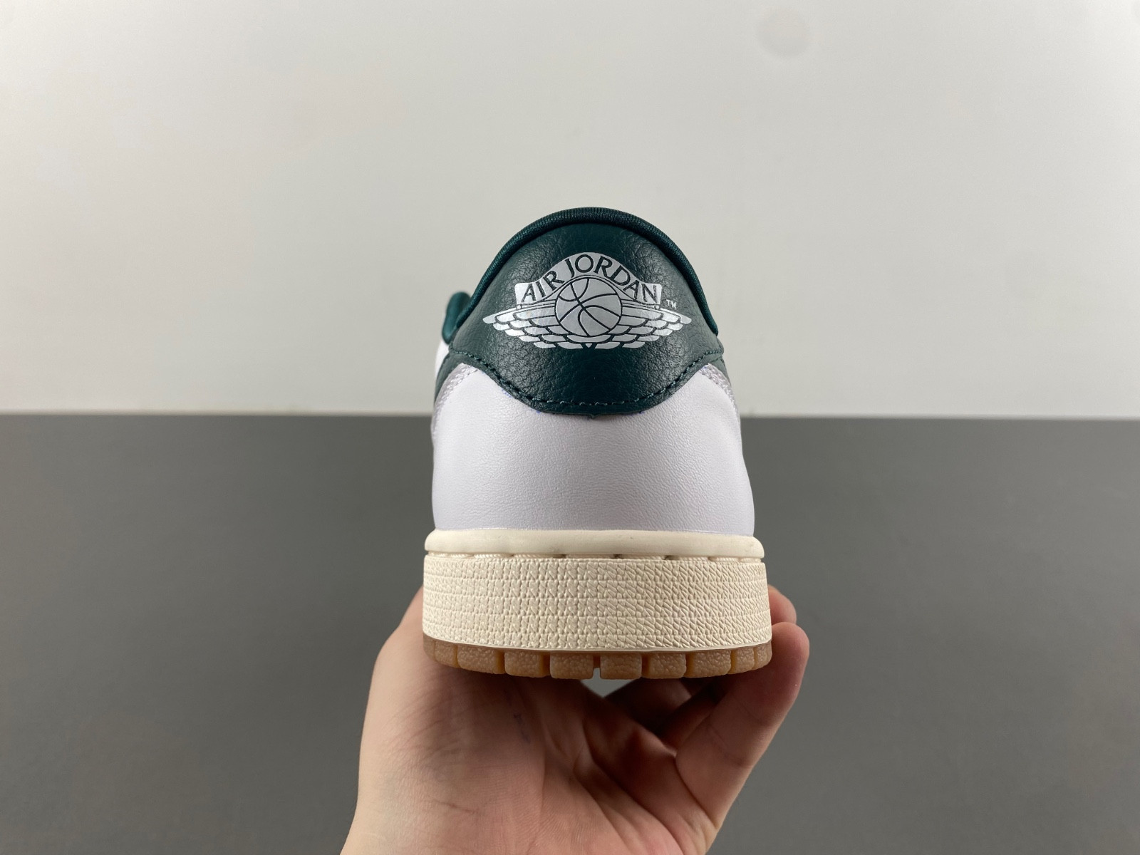 Air Jordan 1 Low OG WMNS “Oxidized Green” CZ0775-133