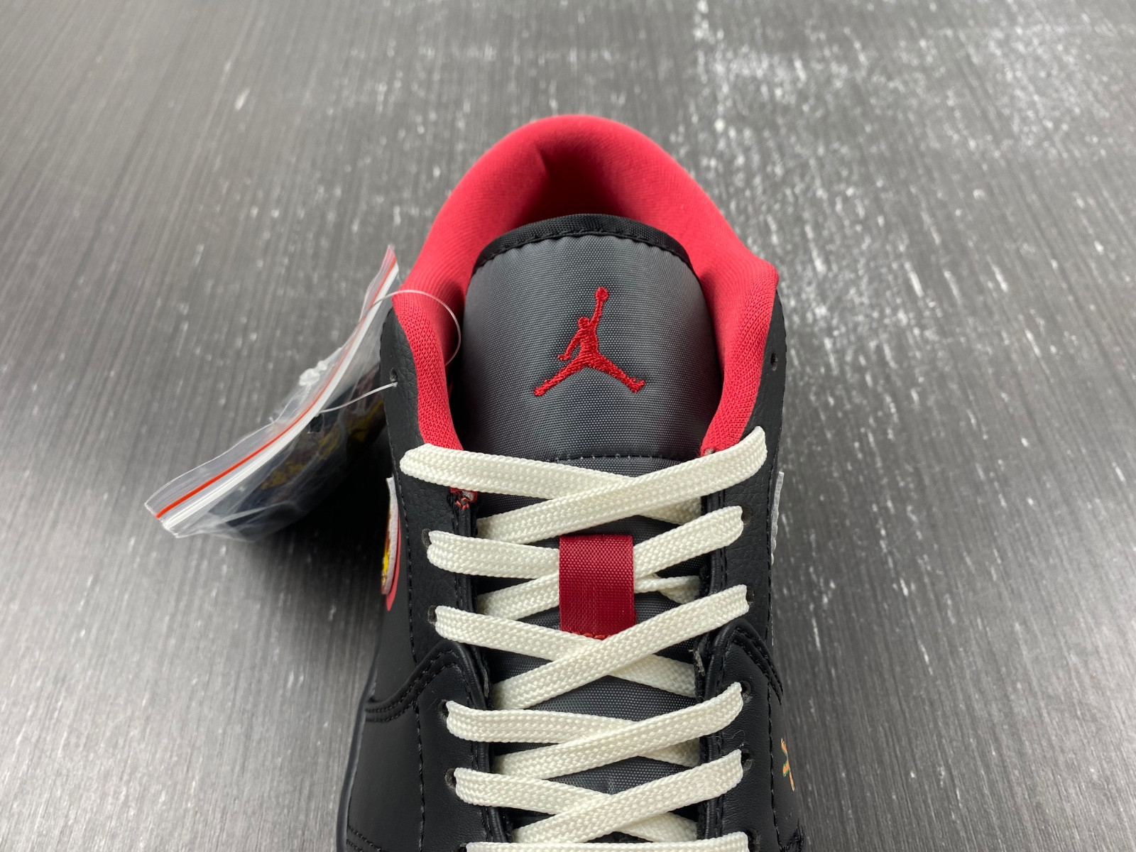 Air Jordan 1 Low “Born To Fly” FJ7073-010