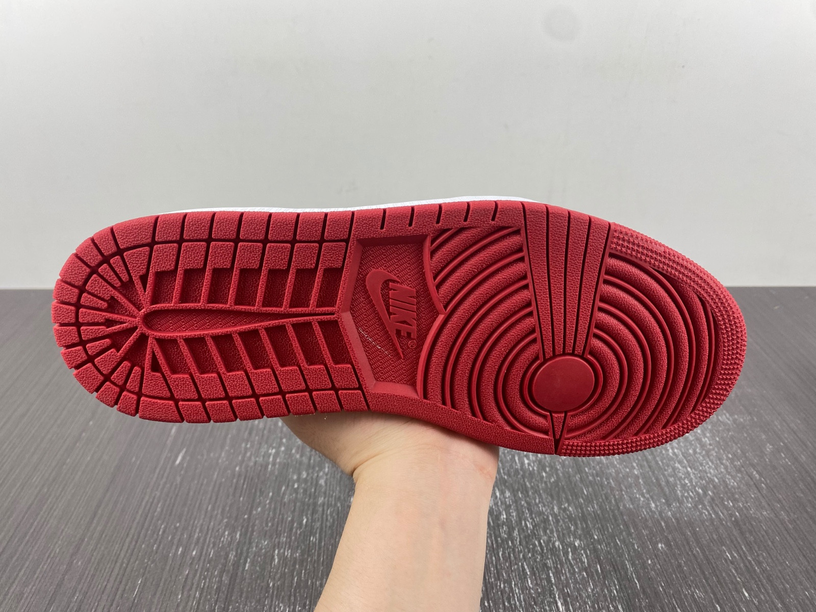 Air Jordan 1 Low OG “Black Toe” CZ0790-106