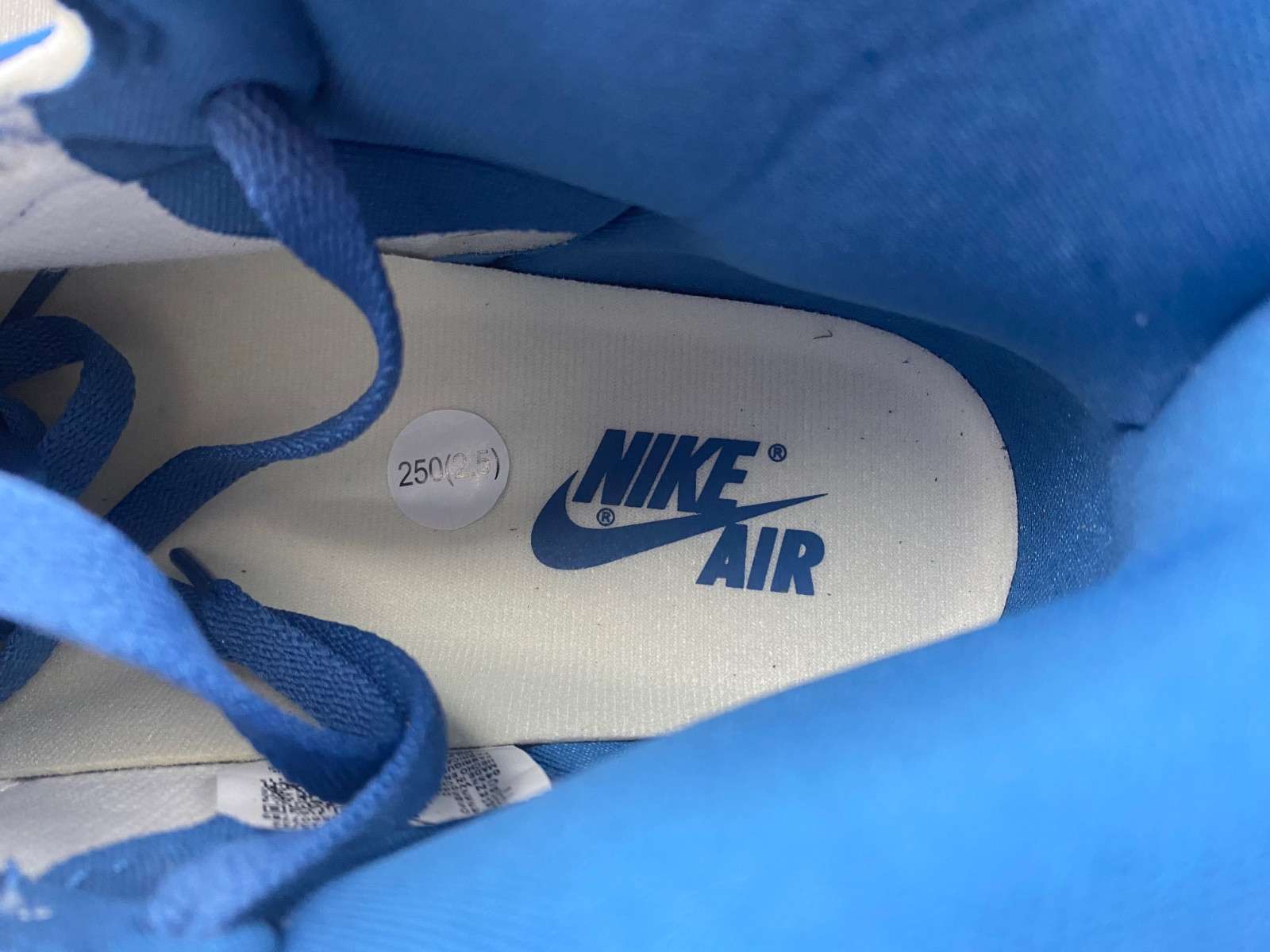 Air Jordan 1 High OG “True Blue” DZ5485-410