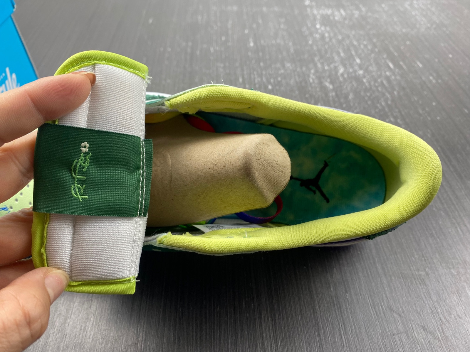 Air Jordan 1 Low OG “Doernbecher”  FD9665-351