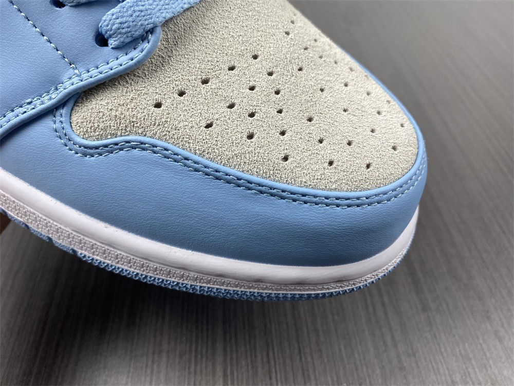 Air Jordan 1 Low University Blue 2.0 DC0774-050