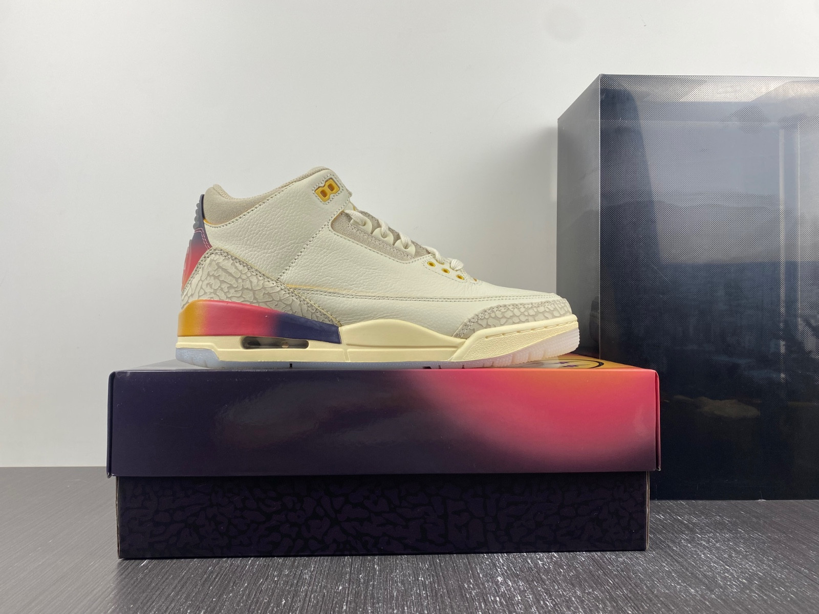 J Balvin x Air Jordan 3 “Medellín Sunset” FN0344-901