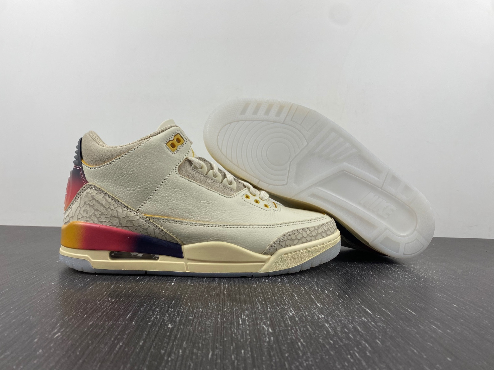 J Balvin x Air Jordan 3 “Medellín Sunset” FN0344-901