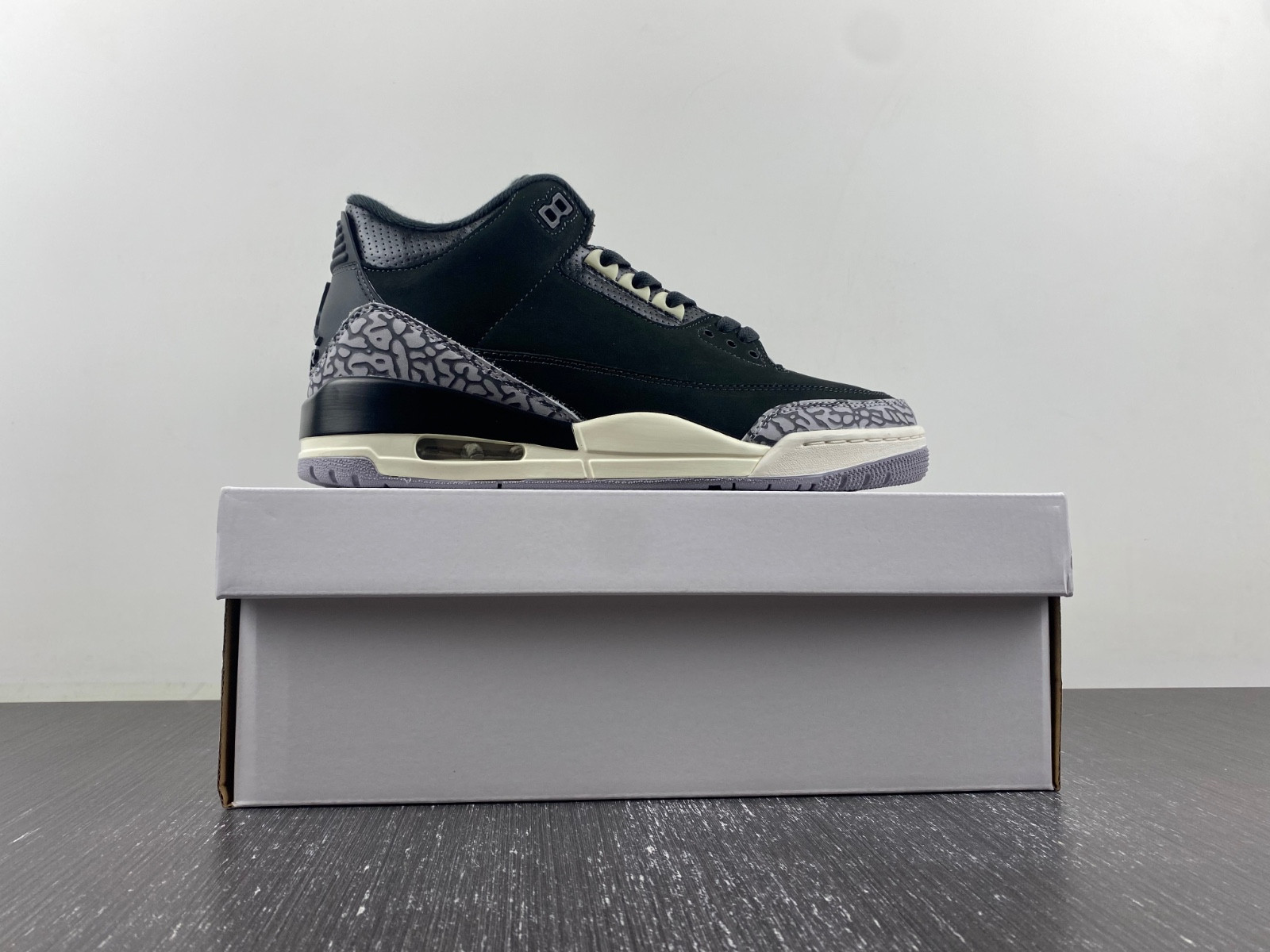 Air Jordan 3 WMNS “Off Noir” CK9246-001
