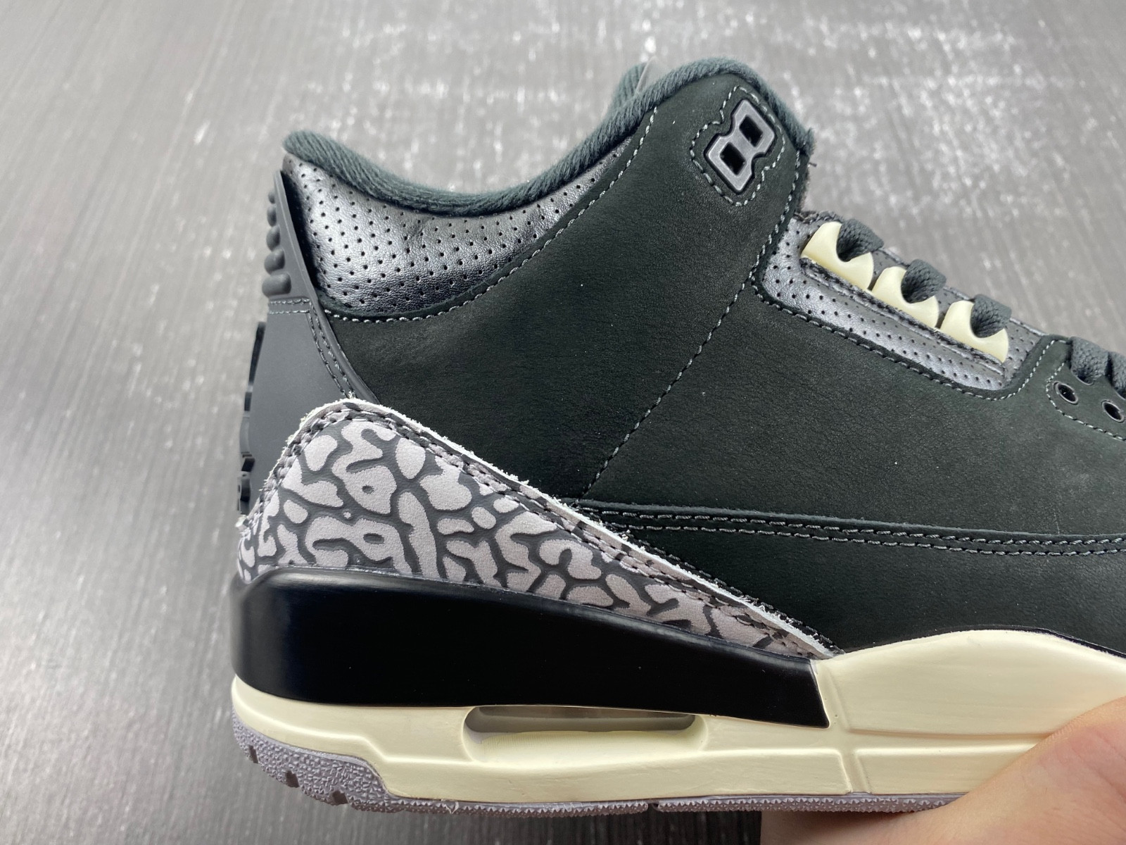 Air Jordan 3 WMNS “Off Noir” CK9246-001