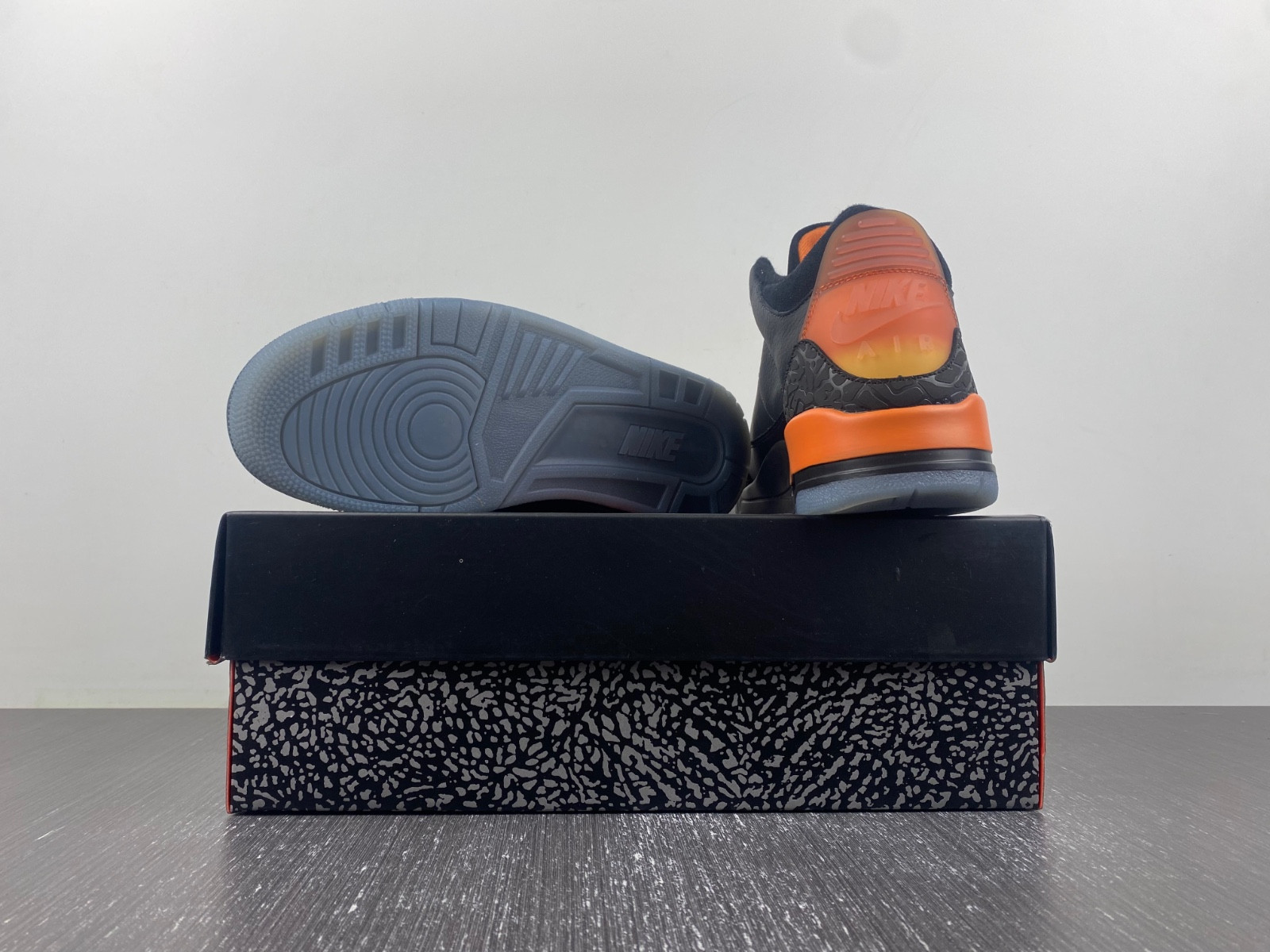 Air Jordan 3 CK9246-551