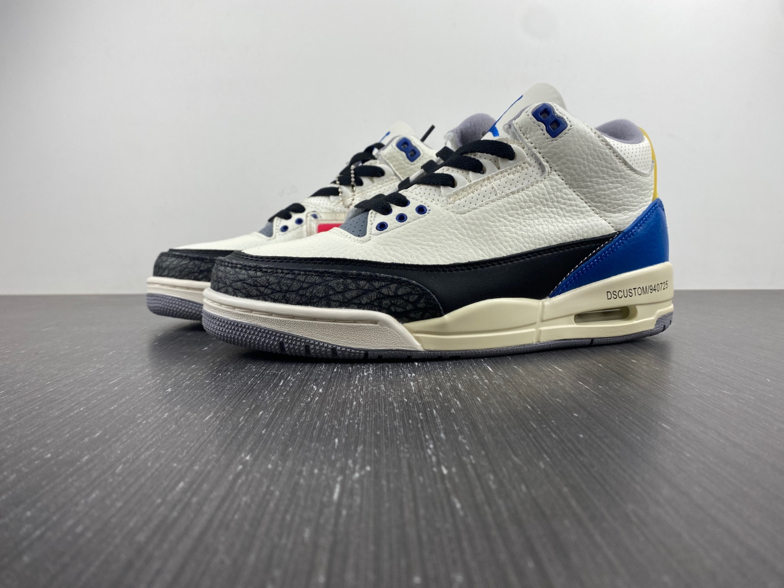 Air Jordan 3 398614-145