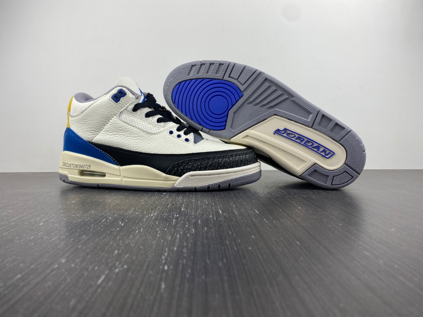 Air Jordan 3 398614-145