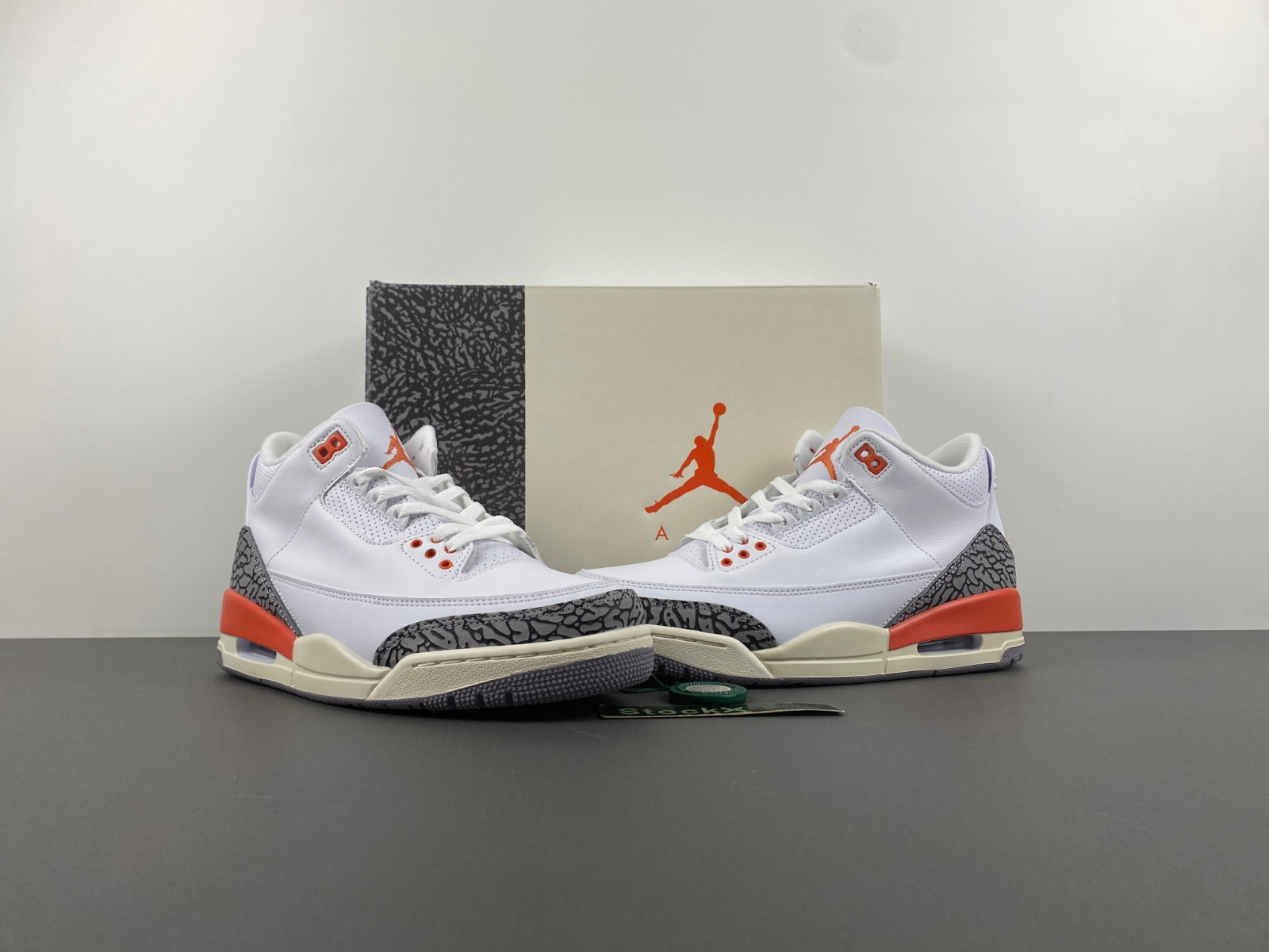Air Jordan 3 WMNS “Georgia Peach CK9246-121