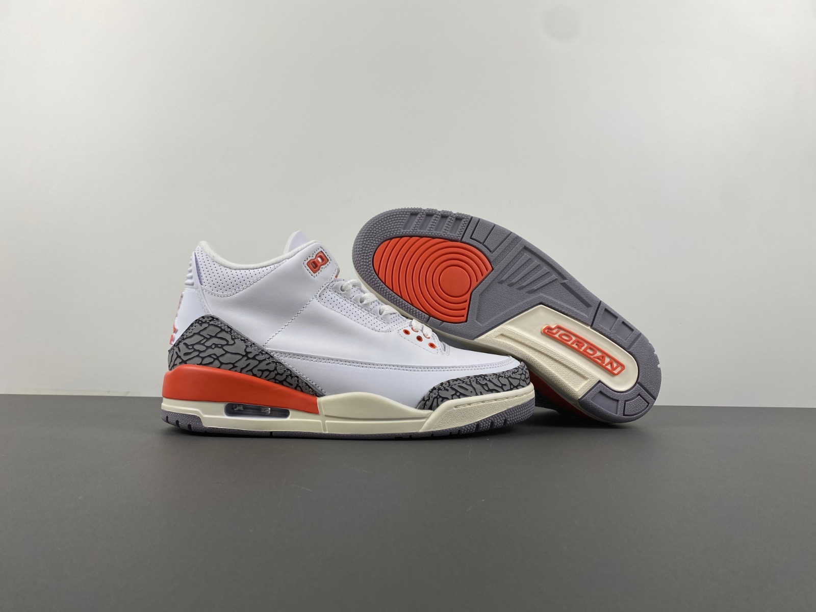 Air Jordan 3 WMNS “Georgia Peach CK9246-121