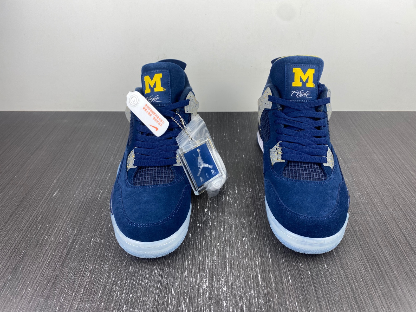 Jordan 4 Retro Michigan (PE) AJ4-1036660