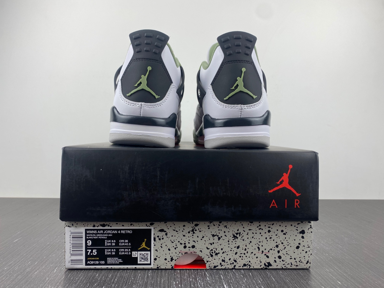 Air Jordan 4 WMNS “sea foam” AQ9129-103