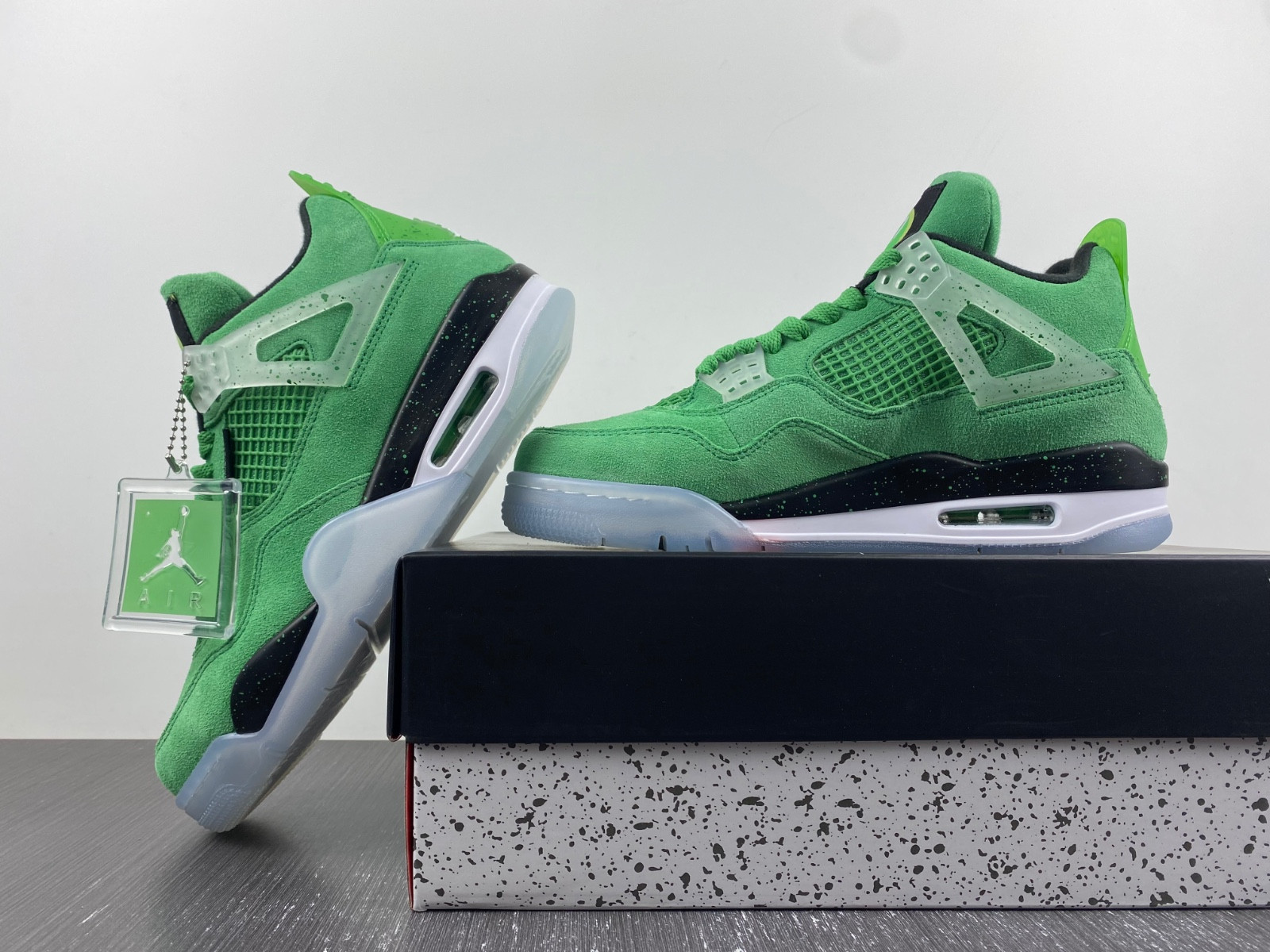 Air Jordan 4 AJ4-601