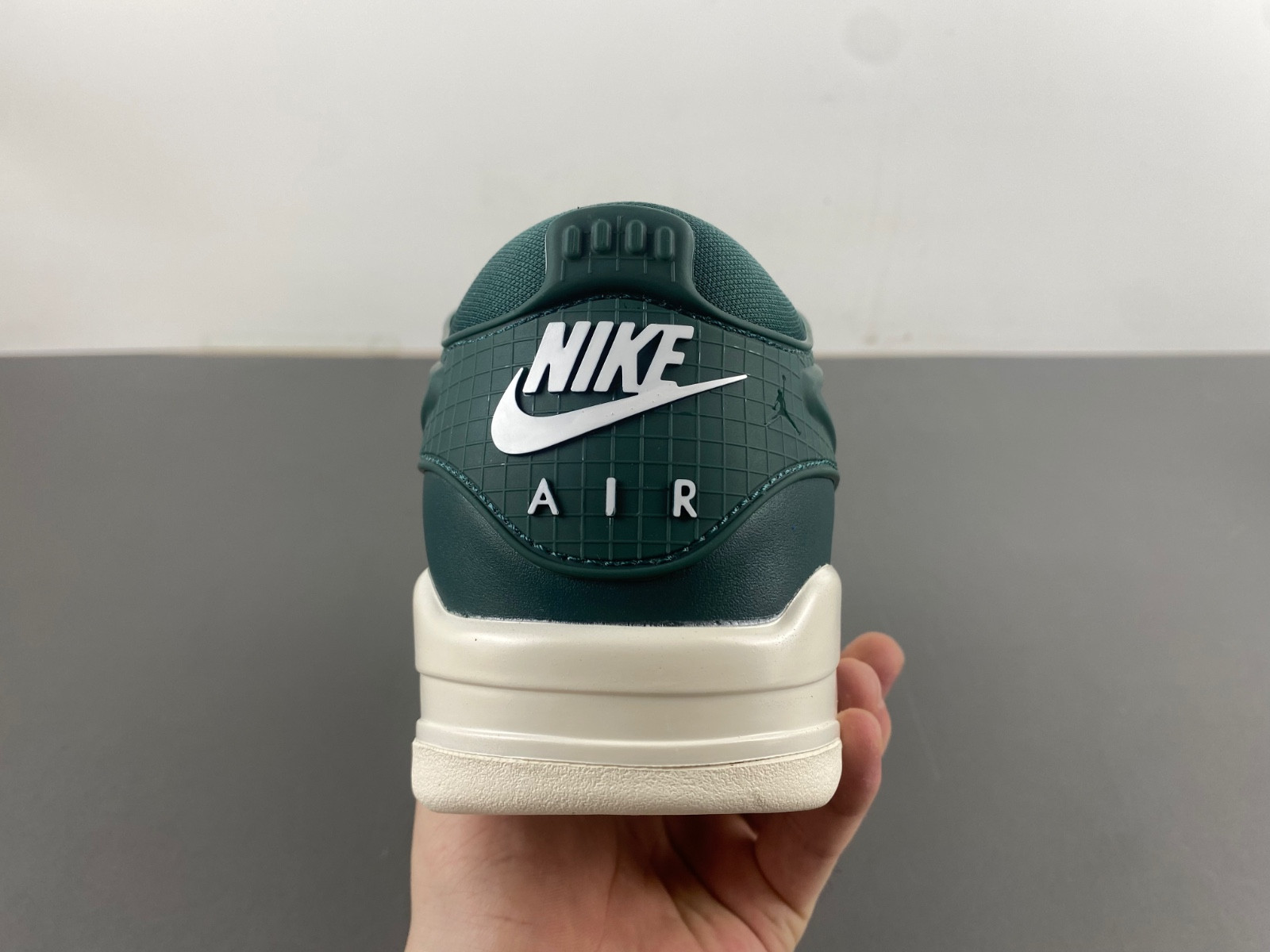 Air Jordan 4 RM WMNS “Oxidized Green” FQ7940-300