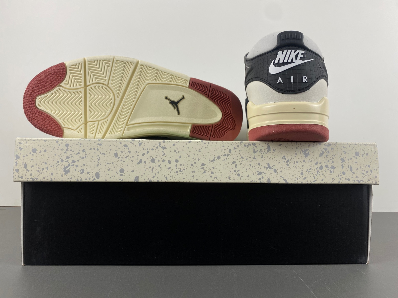 Air Jordan 4 RM “Canyon Rust” FQ7939-100