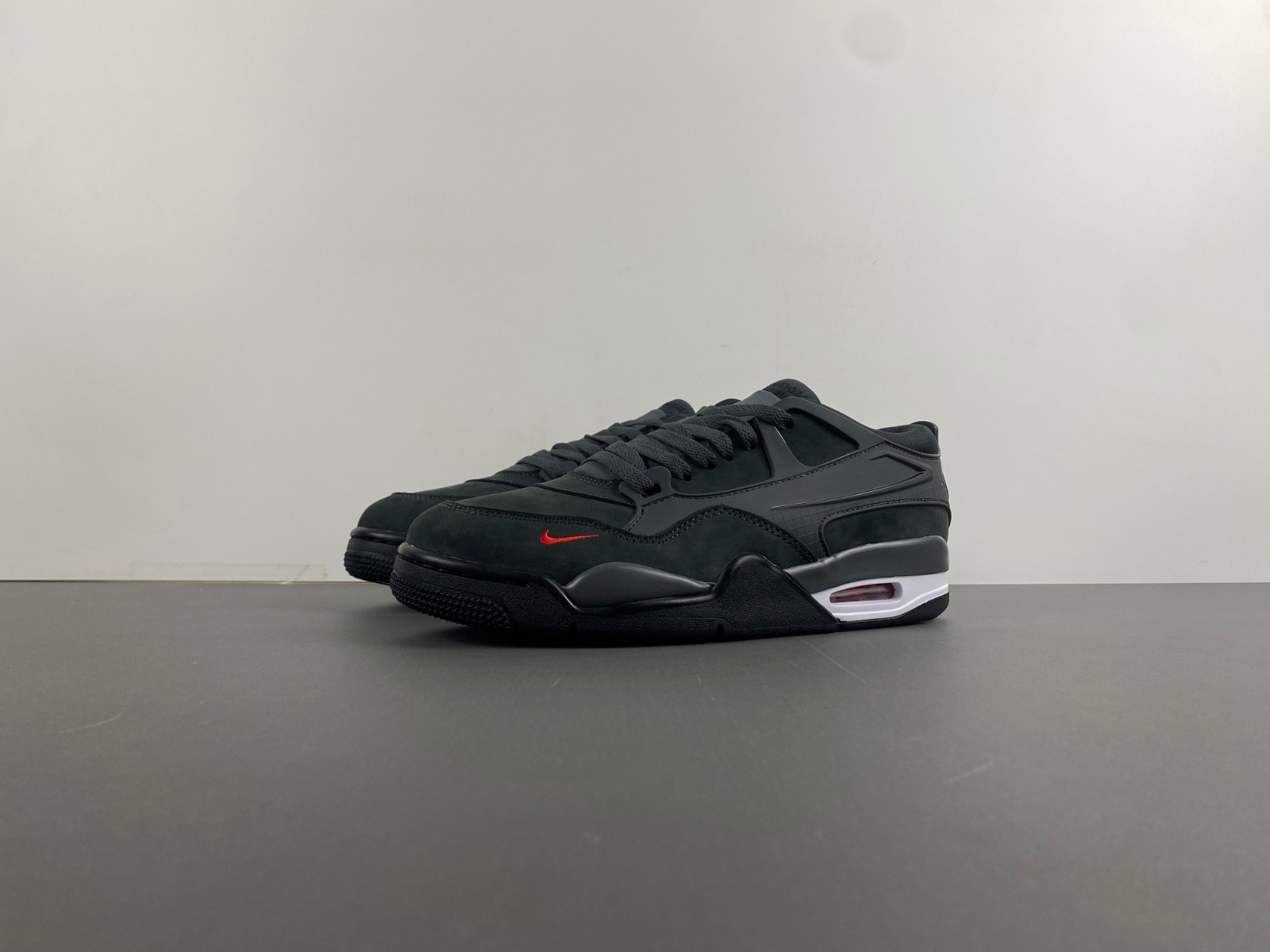 Nigel Sylvester x Air Jordan 4 RM “Driveway Grey” HF4334-004