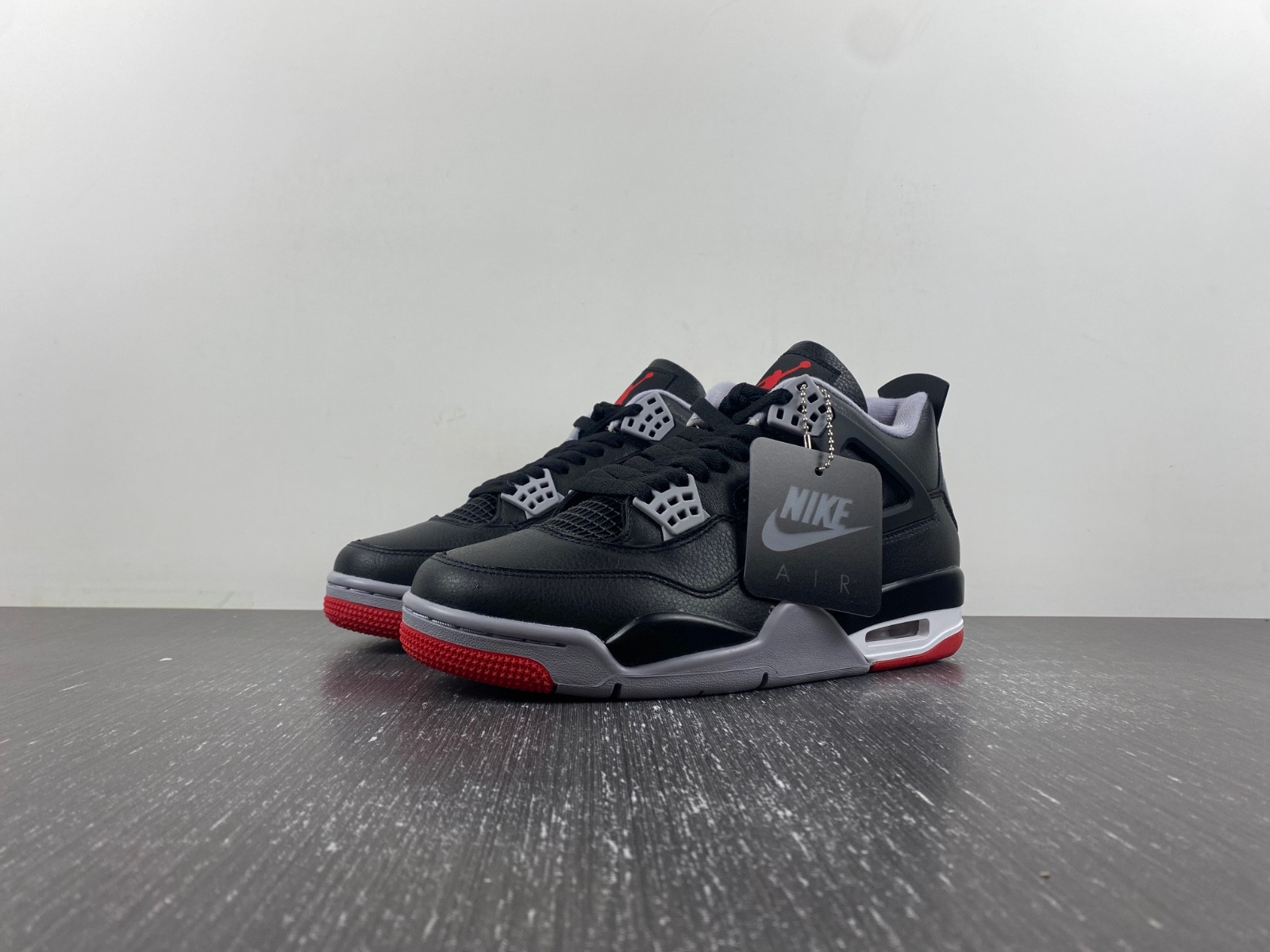Air Jordan 4 “Bred Reimagined” FV5029-006