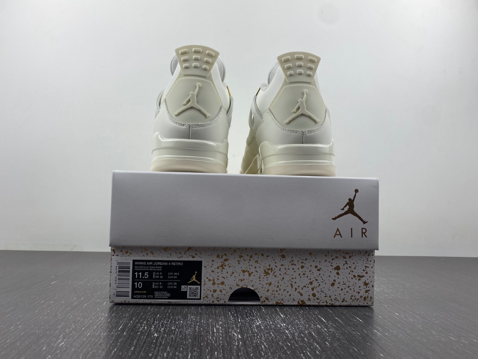 Air Jordan 4  AQ9129-003