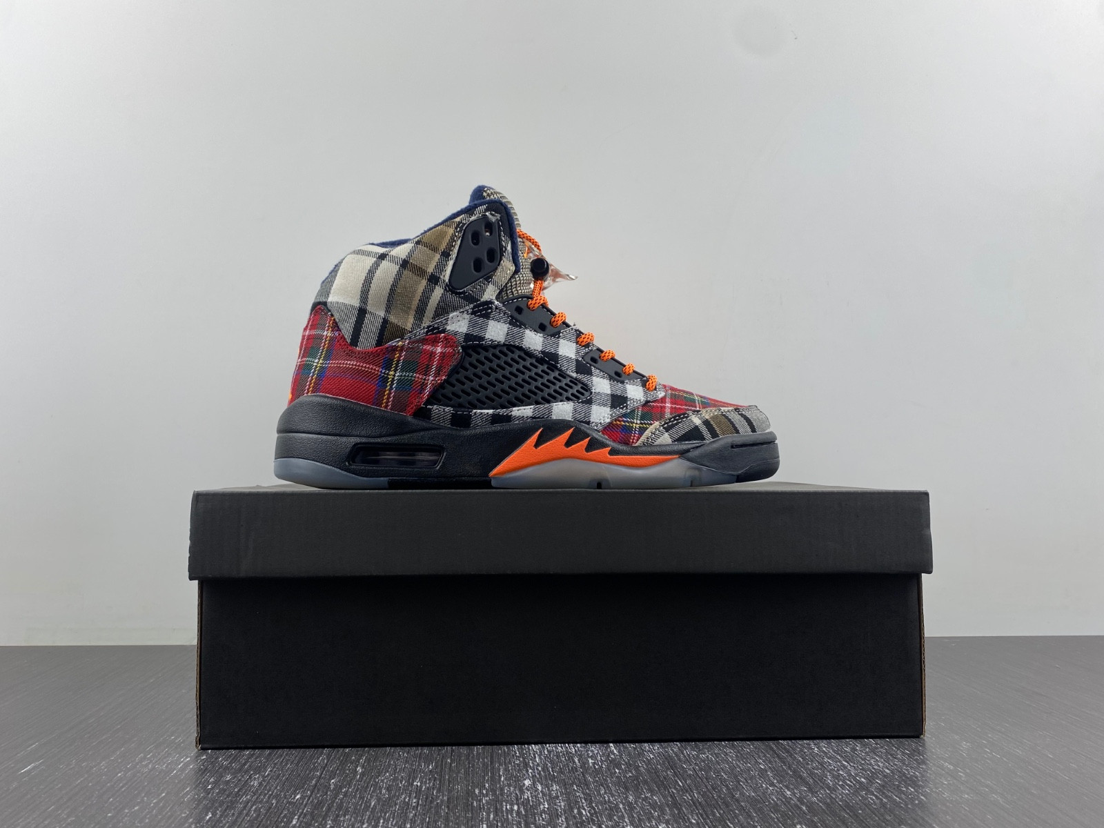 Air Jordan 5 GS “Plaid” FD4814-008