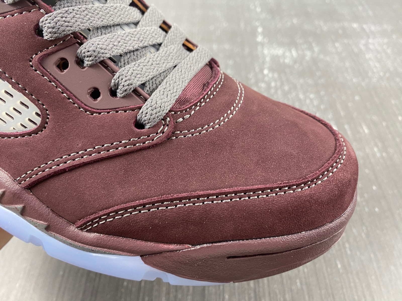 Air Jordan 5 “Burgundy” DZ4131-600