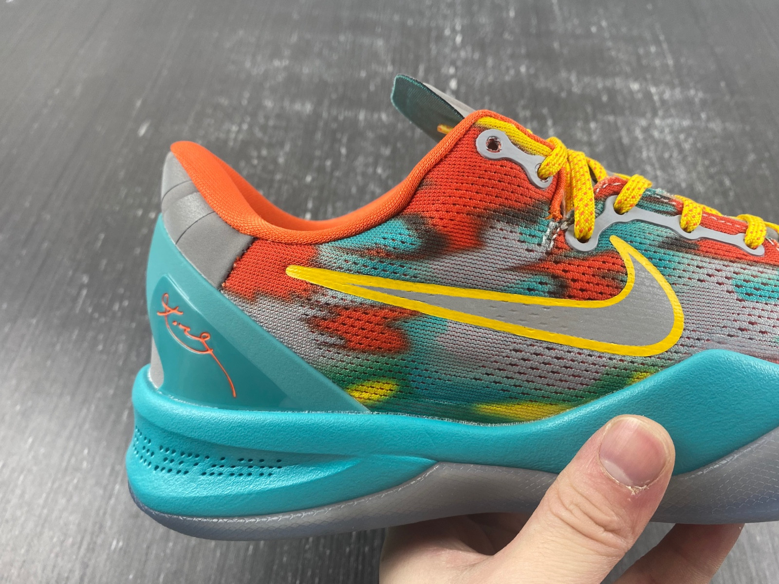 Nike Kobe 8 Protro “Venice Beach” FQ3548-001