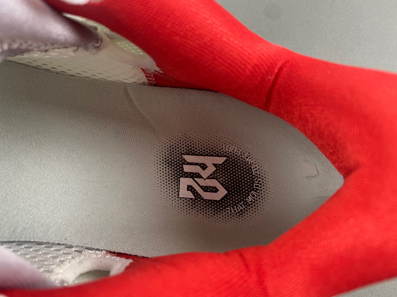 NIKE ZOOM KOBE 6 “DARK KNIGHT” PE2023-103