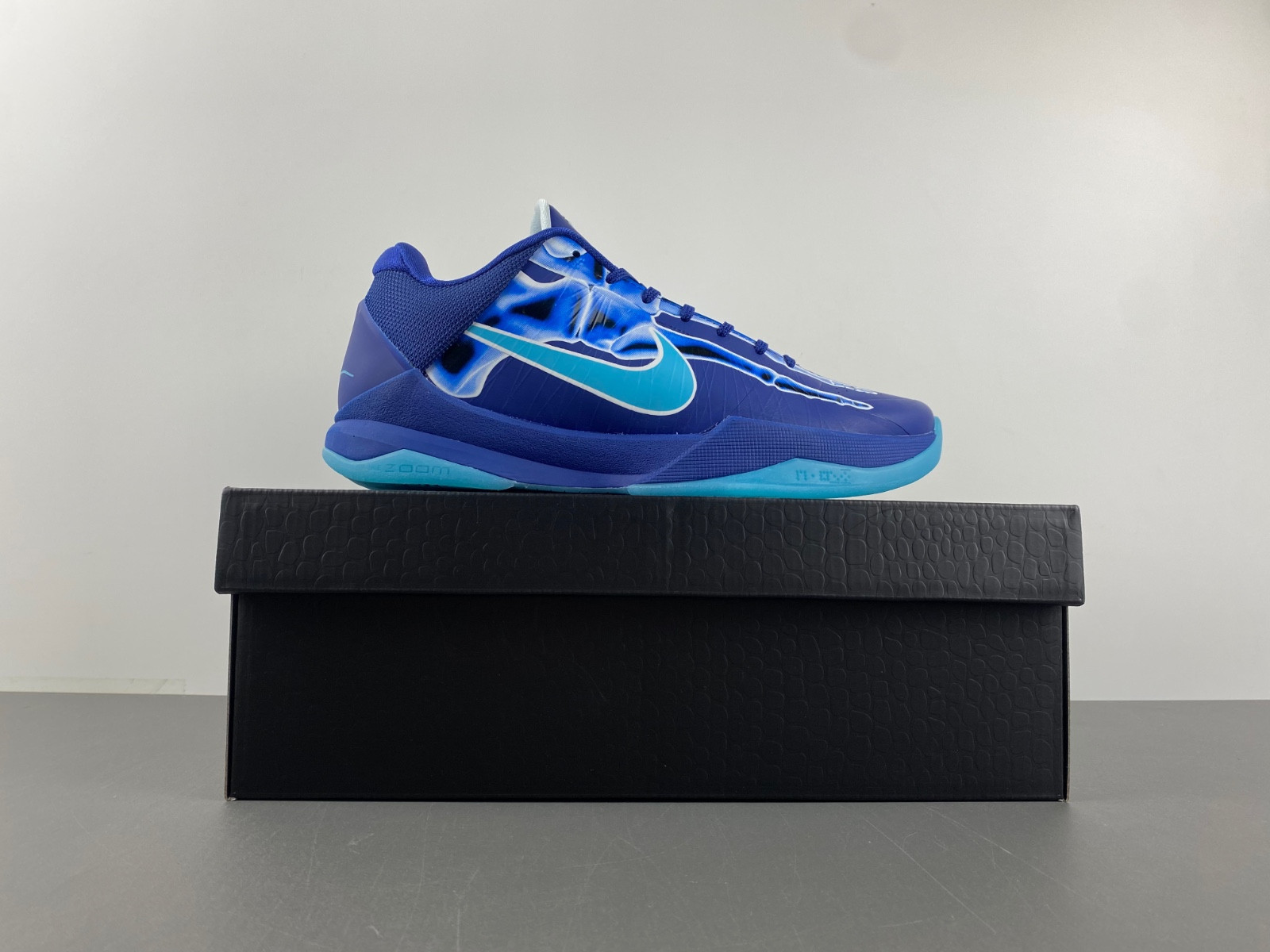 Nike Kobe 5 Protro “X-Ray” HJ4303-400