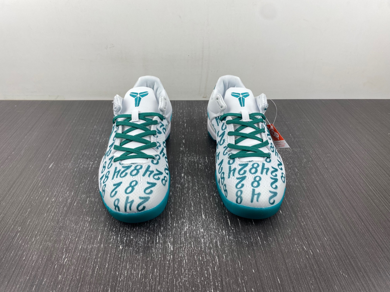 Nike Kobe 8 Protro “Radiant Emerald” FQ3549-101