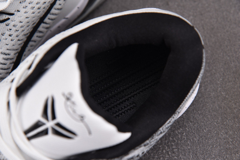 Kobe 9 Elite Low XDR Beethoven 639045-101