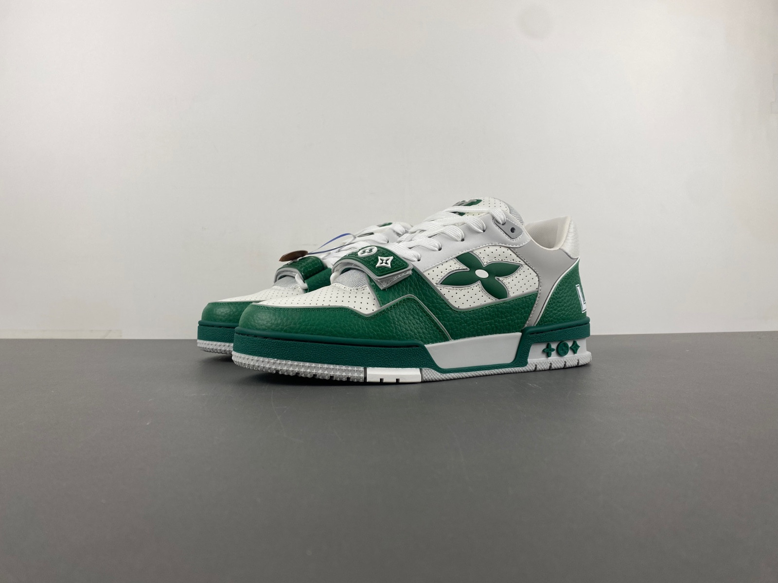 L*V Trainer