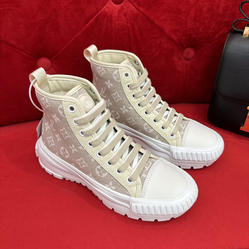 L*V Squad Sneaker