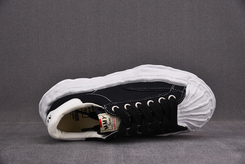 Ma*s*n mihara sneakers