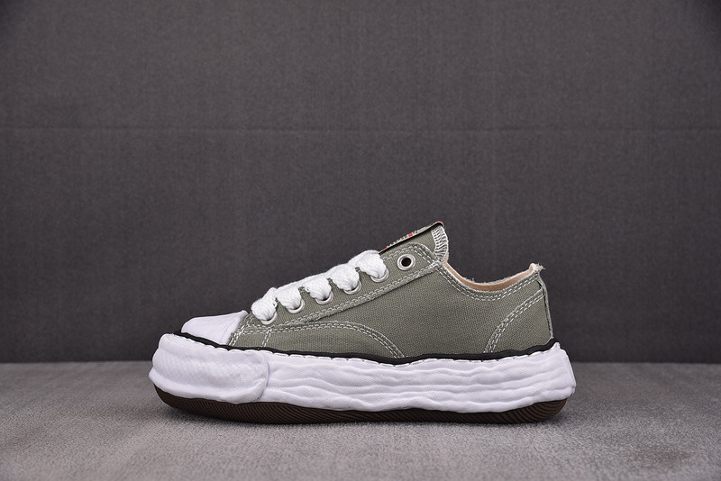 Ma1s0n Mihara Sneakers