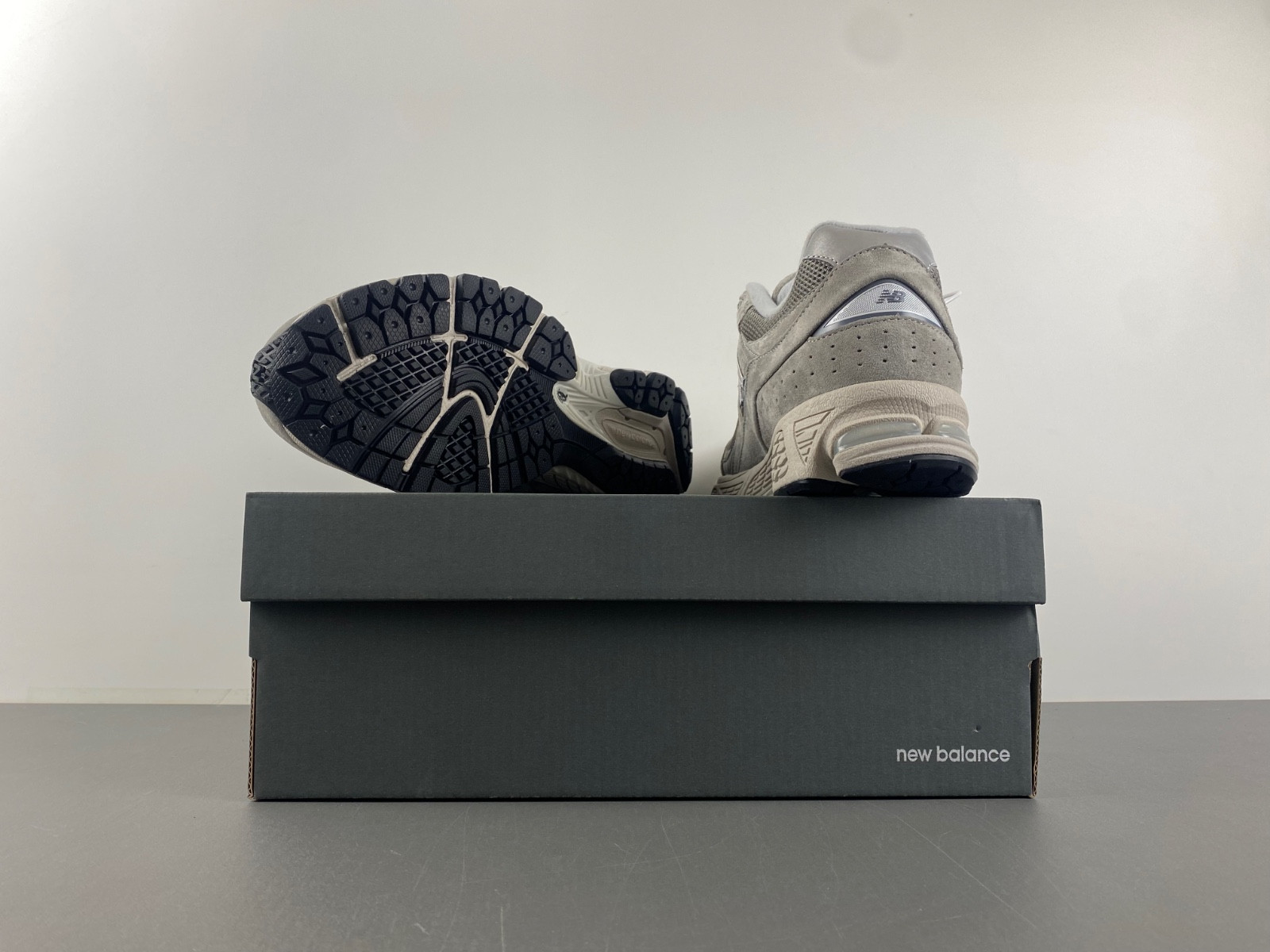 New New Balance ML2002RC