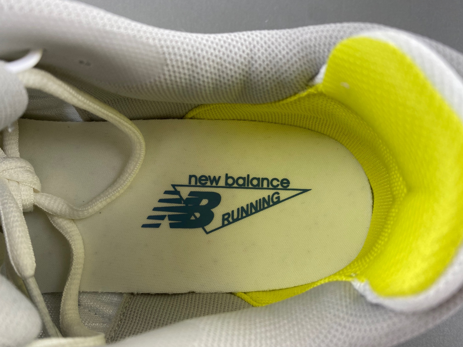 New New Balance M1000CA1