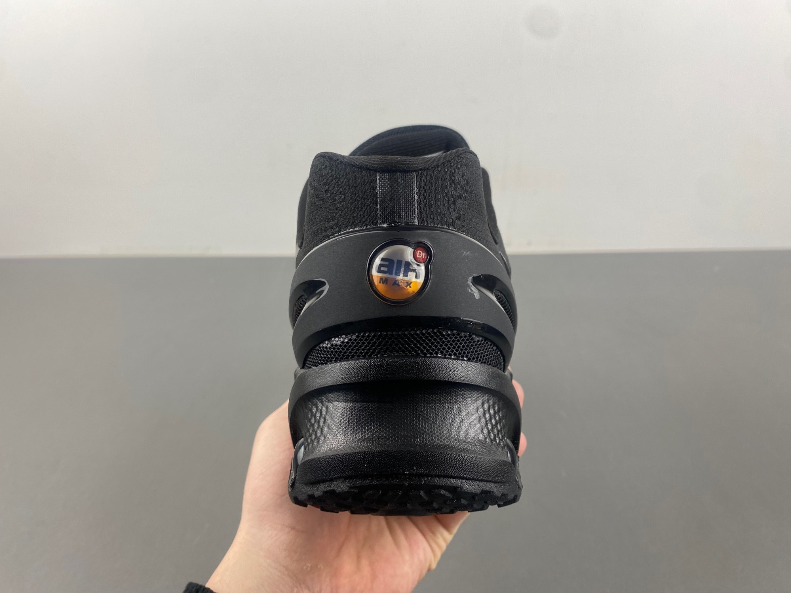 Nike Air Max Dn8 Black FQ7860-008