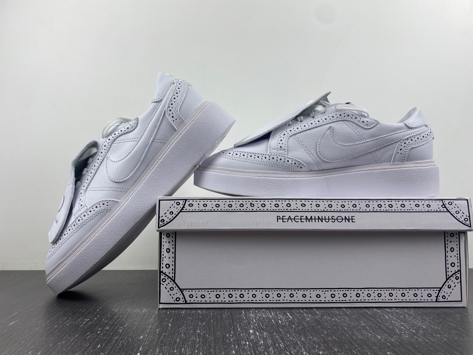 Peaceminusone x Nike Kwondo 1 DH2482-100