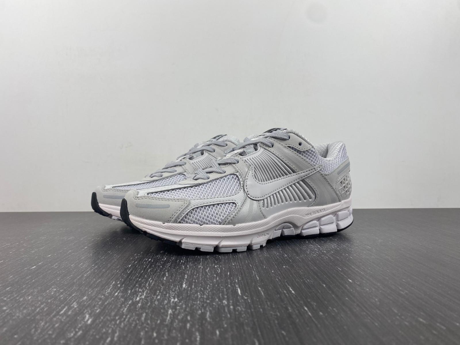 Nike Zoom Vomero 5 BV1358-001