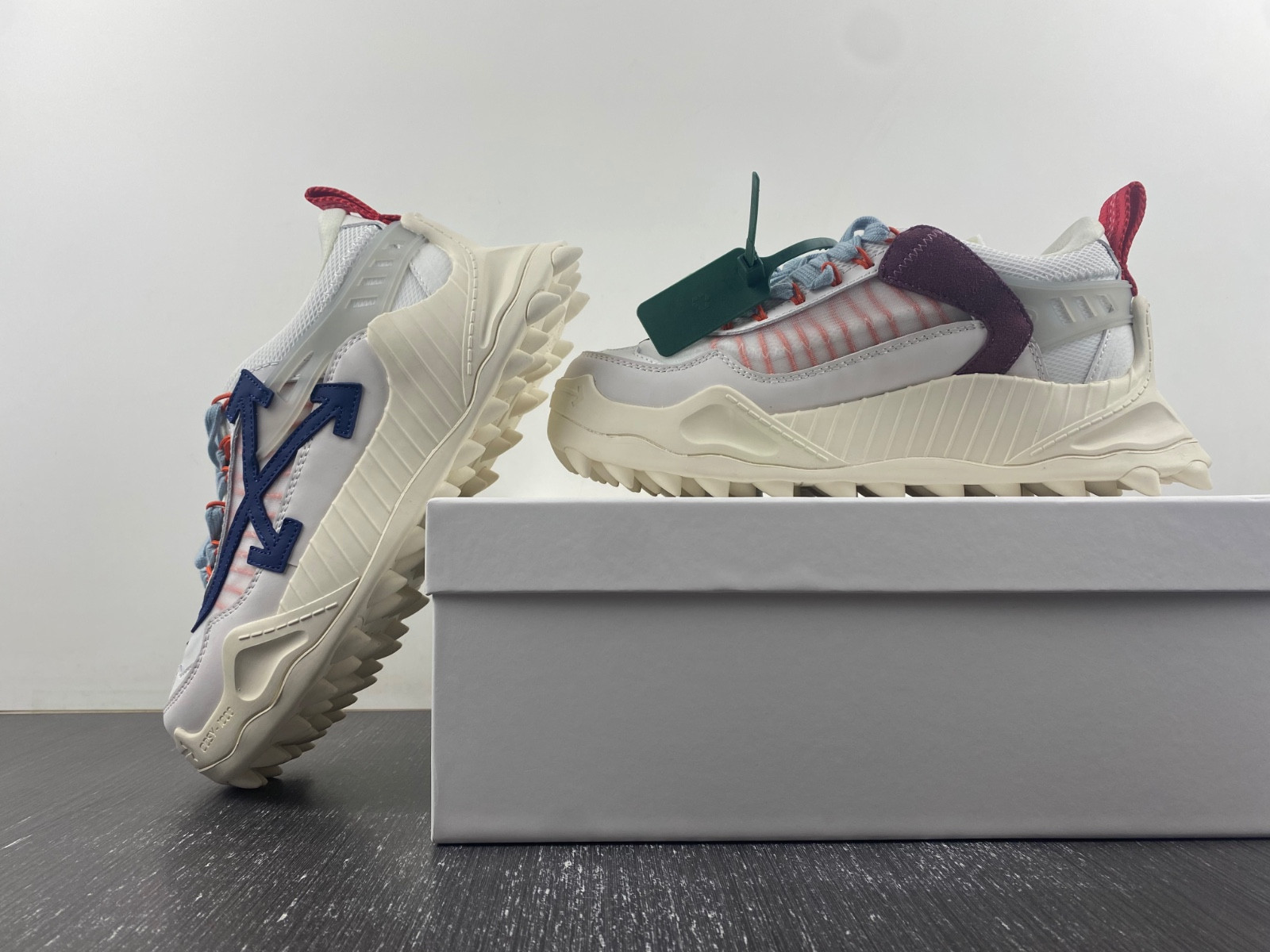 Off White ODSY-1000 Sneaker