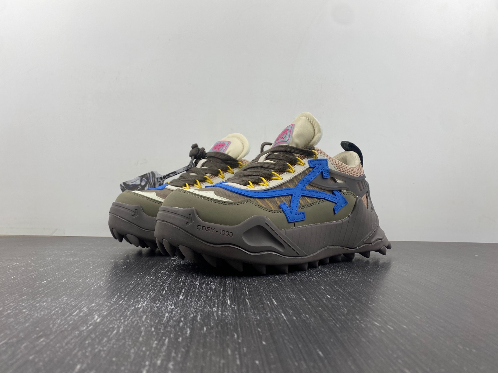 Off White ODSY-1000 Sneaker