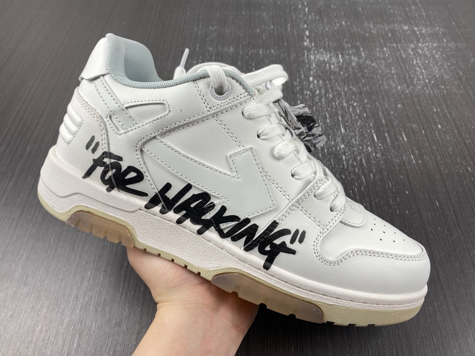 Off White GYM Sneaker