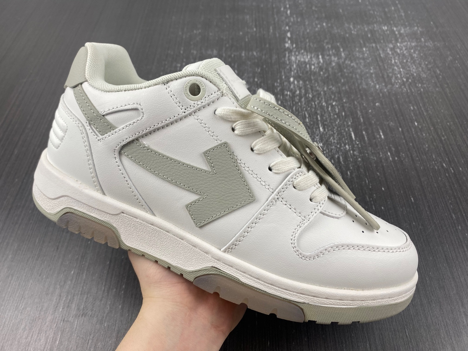 Off White GYM Sneaker