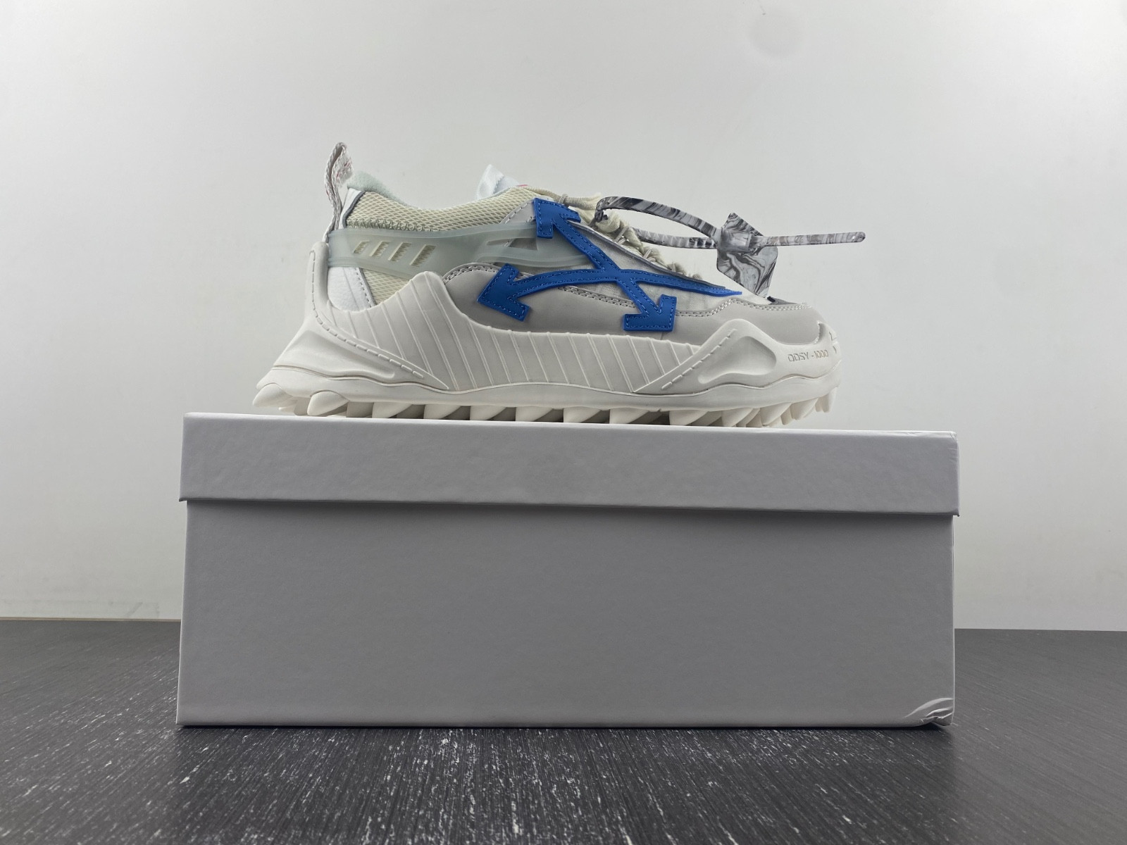 Off White ODSY-1000 Sneaker