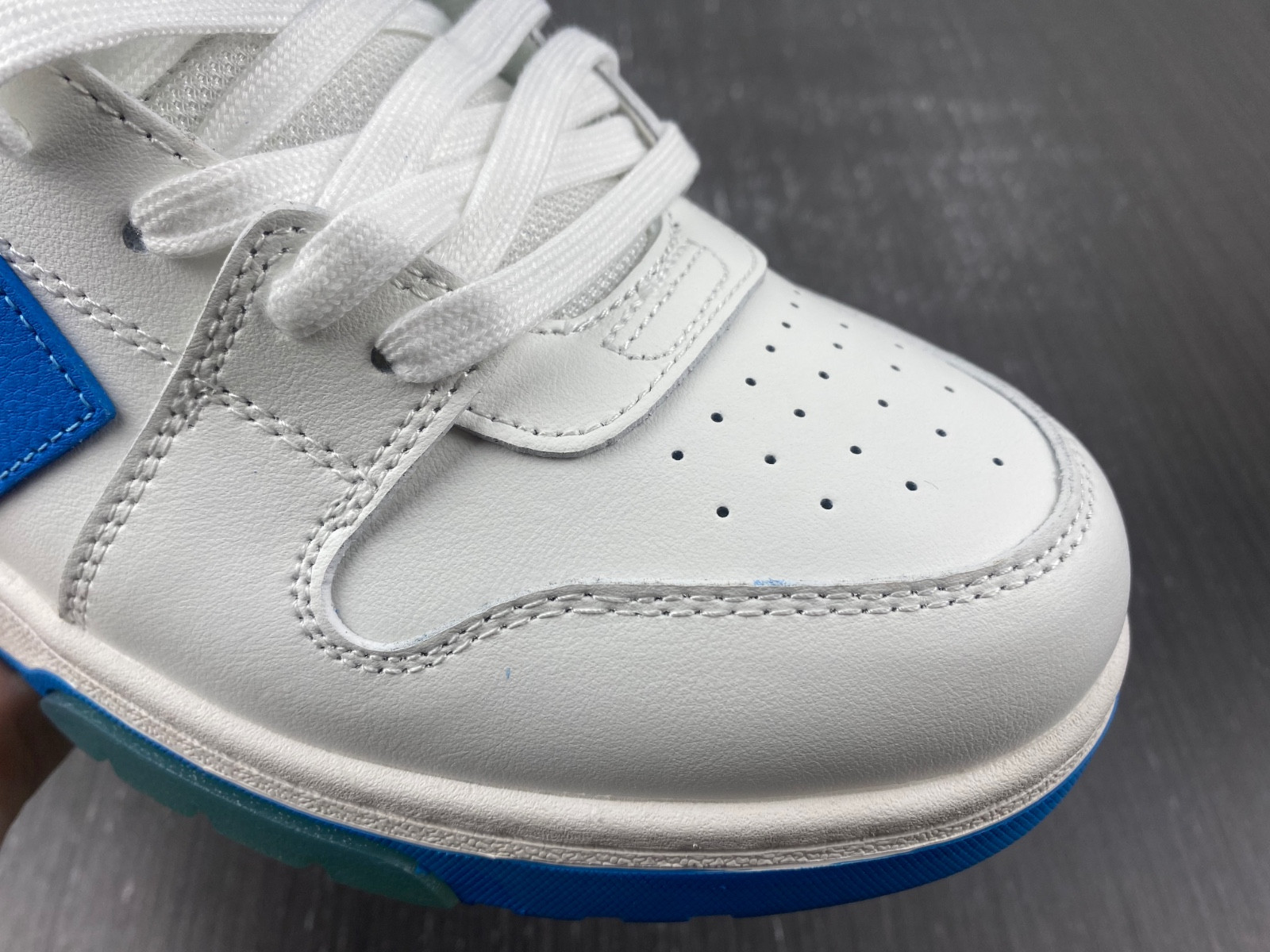 Off White GYM Sneaker