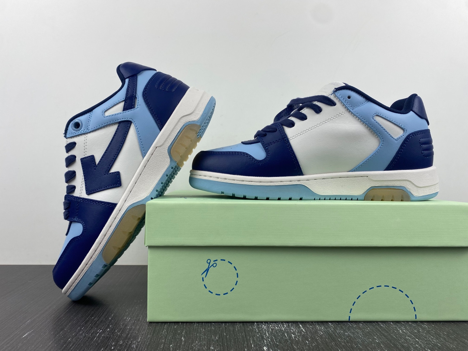 Off White GYM Sneaker