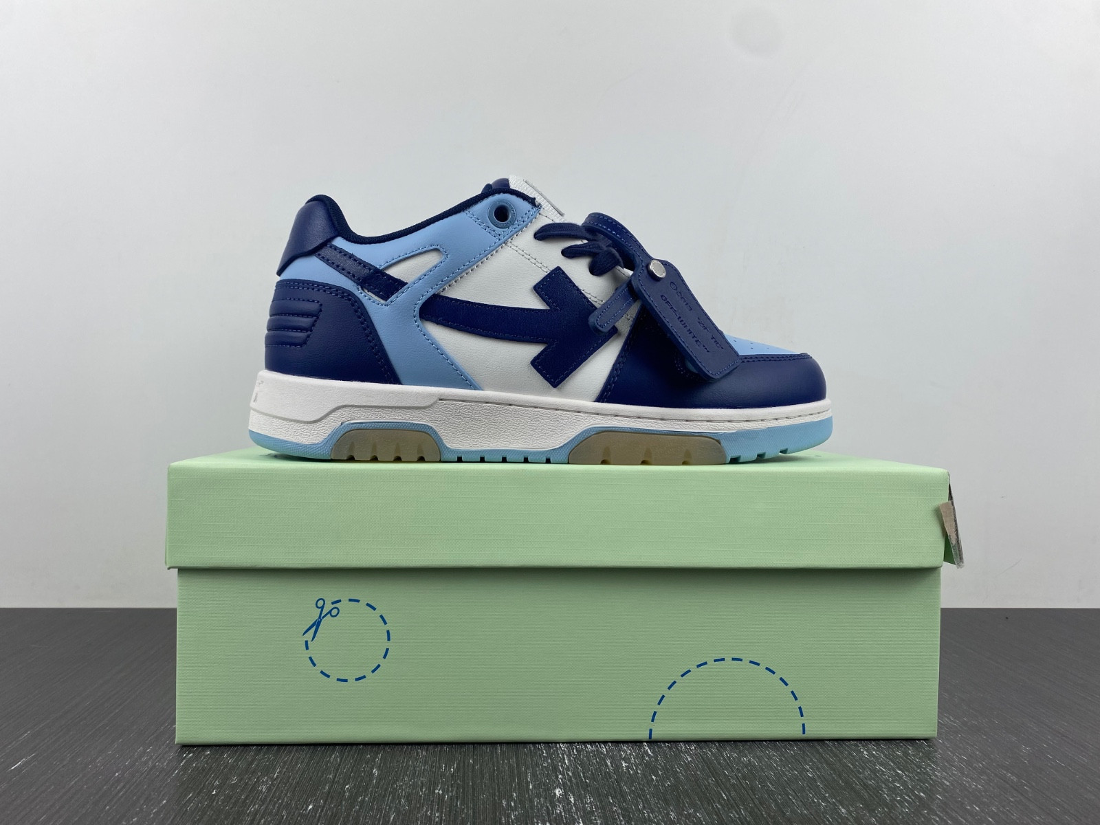 Off White GYM Sneaker