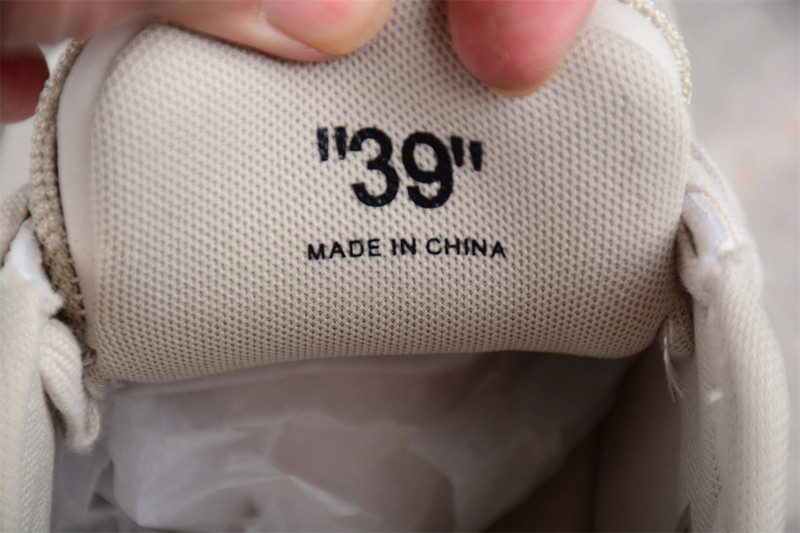 Off White GYM Sneaker